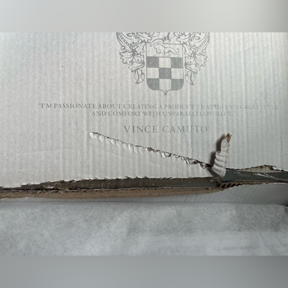 Laidback Kimano sandal from Vince Camuto. - Picture 9 of 11